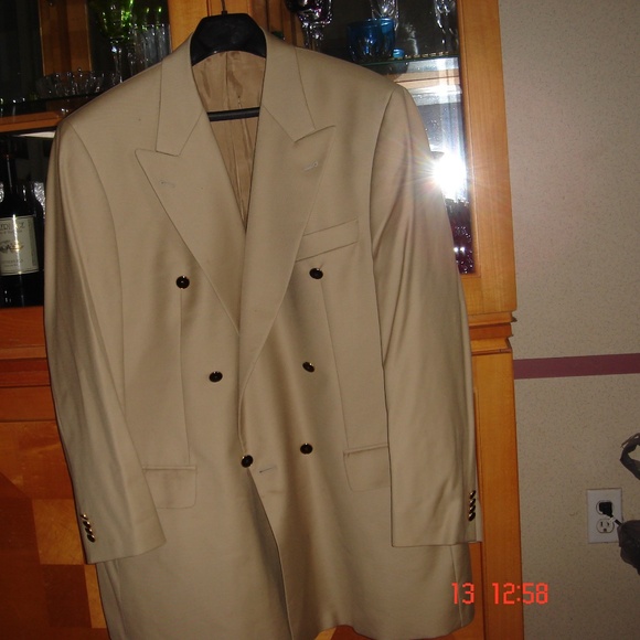Beige Blazer - Picture 1 of 4